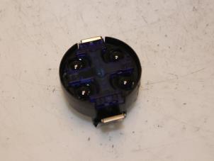 Gebruikte Sensor regen Mercedes E Estate (S212) E-220 CDI 16V BlueEfficiency Prijs € 32,00 Margeregeling aangeboden door Van Gils Automotive