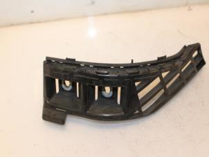 Gebruikte Bumpersteun rechts-achter Mercedes E Estate (S212) E-220 CDI 16V BlueEfficiency Prijs € 30,00 Margeregeling aangeboden door Van Gils Automotive