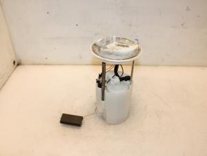 Gebruikte Benzinepomp Fiat 500 (312) 0.9 TwinAir 80 Prijs € 54,00 Margeregeling aangeboden door Van Gils Automotive