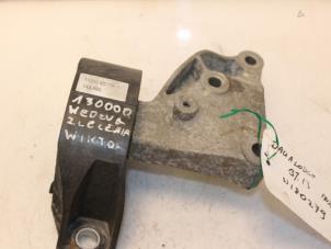 Gebruikte Motorsteun Dacia Lodgy (JS) 1.6 Prijs € 65,00 Margeregeling aangeboden door Van Gils Automotive