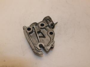 Gebruikte Motorrubber Ford Kuga I 2.0 TDCi 16V 140 Prijs € 54,00 Margeregeling aangeboden door Van Gils Automotive