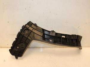 Gebruikte Bumpersteun links-achter Audi Q2 (GAB/GAG) 2.0 TDI 16V 150 Quattro Prijs € 36,30 Inclusief btw aangeboden door Van Gils Automotive