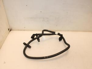 Gebruikte Brandstofleiding Volkswagen Touran (5T1) 1.4 TSI Prijs € 38,72 Inclusief btw aangeboden door Van Gils Automotive