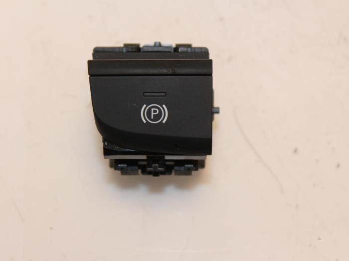 Gebruikte Handrem schakelaar Audi A3 Sportback (8VA/8VF) 1.4 TFSI 16V e-tron Prijs € 36,30 Inclusief btw aangeboden door Van Gils Automotive