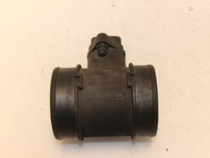 Gebruikte Luchtmassameter Dodge Ram Van 2.5 CRD Prijs € 60,00 Margeregeling aangeboden door Van Gils Automotive