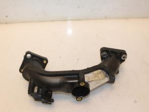 Gebruikte Intercooler Buis Peugeot Partner (GC/GF/GG/GJ/GK) 1.6 HDI 75 Prijs € 30,00 Margeregeling aangeboden door Van Gils Automotive