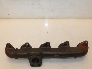 Gebruikte Uitlaatspruitstuk Ford Fiesta 6 (JA8) 1.5 TDCi Van Prijs € 76,00 Margeregeling aangeboden door Van Gils Automotive