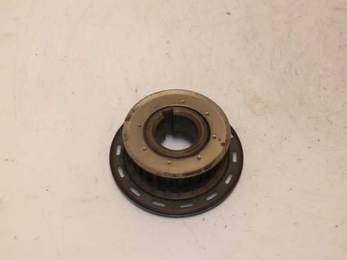 Gebruikte Krukas Tandwiel Volvo V60 I (FW/GW) 1.6 DRIVe Prijs € 55,00 Margeregeling aangeboden door Van Gils Automotive
