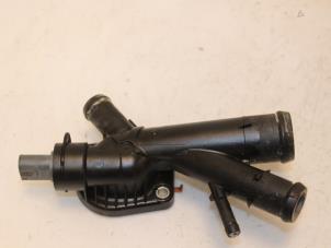 Gebruikte Waterpijp Volkswagen Touran (1T3) 2.0 TDI 16V 140 Prijs € 30,00 Margeregeling aangeboden door Van Gils Automotive