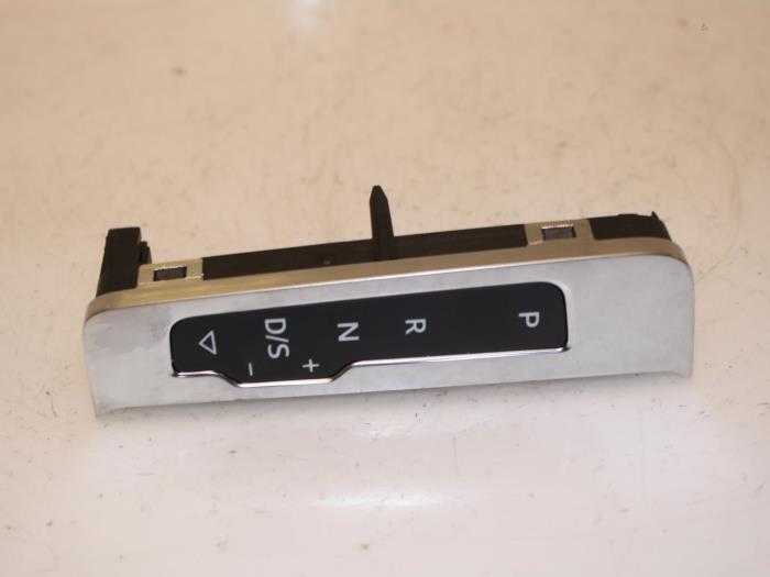 Gebruikte Display Interieur Audi A3 Sportback (8VA/8VF) 1.4 TFSI 16V e-tron Prijs € 36,30 Inclusief btw aangeboden door Van Gils Automotive