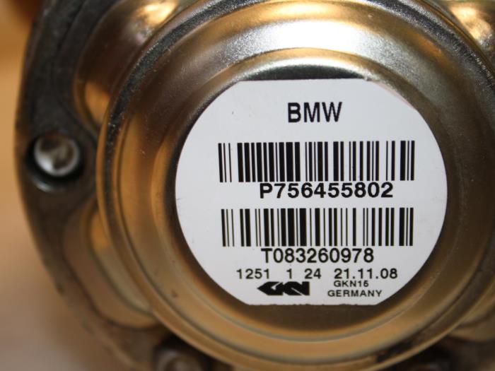 Aandrijfas rechts-achter van een BMW X6 (E71/72) xDrive35d 3.0 24V 2009