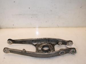 Gebruikte Draagarm rechts-achter BMW 3 serie (F30) M3 3.0 24V Turbo Competition Package Prijs € 98,00 Margeregeling aangeboden door Van Gils Automotive