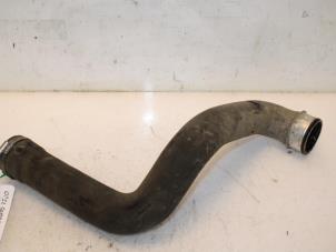 Gebruikte Intercooler Slang Opel Combo (Corsa C) 1.3 CDTI 16V Prijs € 12,00 Margeregeling aangeboden door Van Gils Automotive