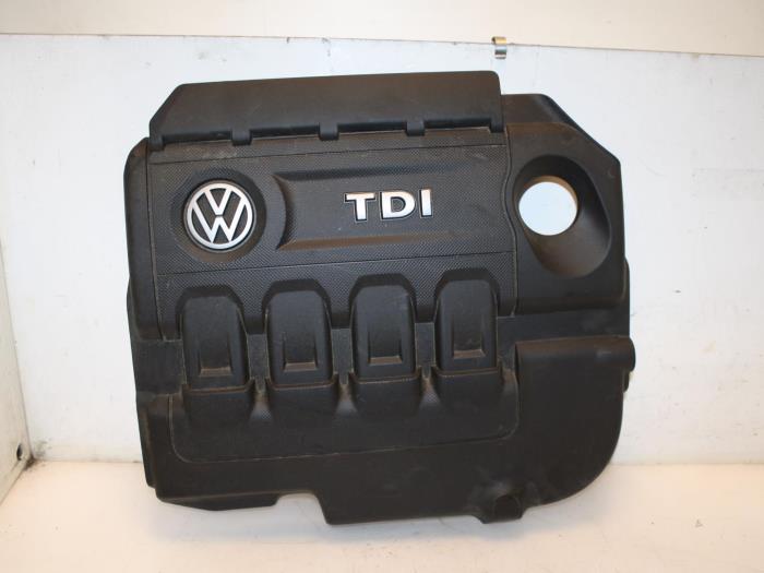 Volkswagen Touran Engine protection panel Volkswagen Touran 04L103954T O87923 1