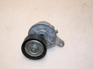 Gebruikte Spanner multiriem Volkswagen Touran (5T1) 1.6 TDI SCR BlueMotion Technology Prijs € 36,30 Inclusief btw aangeboden door Van Gils Automotive