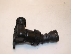 Gebruikte Thermostaathuis Volkswagen Golf VII Variant (AUVV) 1.6 TDI 16V Prijs € 36,30 Inclusief btw aangeboden door Van Gils Automotive