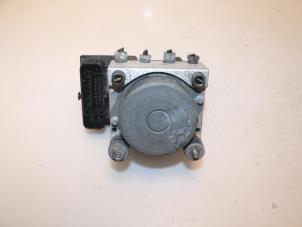Gebruikte ABS Pomp Fiat 500 (312) 1.2 Prijs € 42,00 Margeregeling aangeboden door Van Gils Automotive