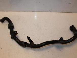 Gebruikte Waterpijp Volkswagen Touran (5T1) 1.8 TSI Prijs € 36,30 Inclusief btw aangeboden door Van Gils Automotive