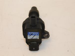 Gebruikte Pen Bobine Volvo S40 (VS) 1.8 16V Prijs € 30,00 Margeregeling aangeboden door Van Gils Automotive