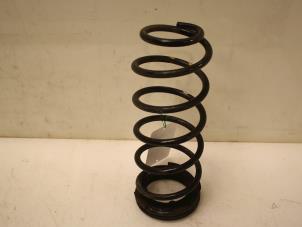 Gebruikte Schroefveer achter Hyundai i20 1.2i 16V Prijs € 30,00 Margeregeling aangeboden door Van Gils Automotive