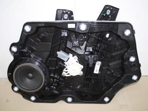 Gebruikte Ruitmechaniek 4Deurs rechts-voor Ford Fiesta 7 1.5 TDCi 120 Prijs € 132,00 Margeregeling aangeboden door Van Gils Automotive