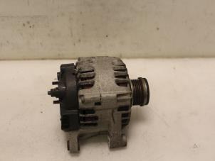 Gebruikte Dynamo Opel Insignia Sports Tourer 1.4 Turbo 16V Ecotec Prijs € 55,00 Margeregeling aangeboden door Van Gils Automotive