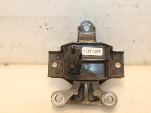 Gebruikte Motorrubber Opel Karl 1.0 12V Prijs € 30,00 Margeregeling aangeboden door Van Gils Automotive