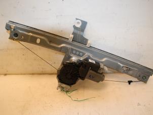 Gebruikte Raammechaniek 4Deurs rechts-voor Peugeot 207/207+ (WA/WC/WM) 1.6 16V Prijs € 40,00 Margeregeling aangeboden door Van Gils Automotive