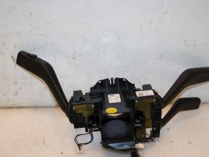 Gebruikte Combischakelaar Stuurkolom Volkswagen Passat 4Motion (3C2) 3.2 VR6 FSI 24V Prijs € 43,00 Margeregeling aangeboden door Van Gils Automotive