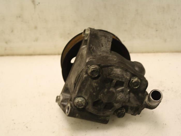 Gebruikte Servopomp Jaguar S-type (X200) 2.7 TD 24V Euro IV Prijs € 60,00 Margeregeling aangeboden door Van Gils Automotive