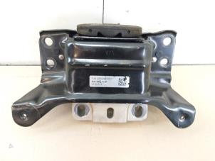 Gebruikte Versnellingsbak Steun Volkswagen Golf VII (AUA) 1.8 TSI 16V Prijs € 36,30 Inclusief btw aangeboden door Van Gils Automotive