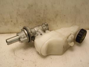 Gebruikte Hoofdremcilinder Citroen C1 1.0 Vti 68 12V Prijs € 30,00 Margeregeling aangeboden door Van Gils Automotive