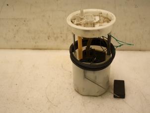 Gebruikte Benzinepomp Seat Ibiza IV (6J5) 1.4 16V Prijs € 30,00 Margeregeling aangeboden door Van Gils Automotive