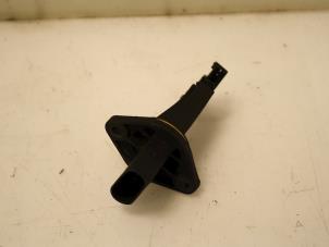 Gebruikte Luchtmassameter BMW 3 serie Touring (E91) 330d 24V Prijs € 60,00 Margeregeling aangeboden door Van Gils Automotive