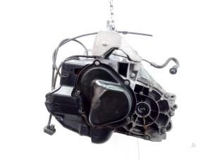 Gebruikte Versnellingsbak Ford Fiesta 6 (JA8) 1.25 16V Prijs € 649,99 Margeregeling aangeboden door Van Gils Automotive