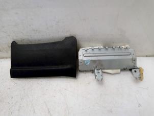 Gebruikte Airbag knie links Peugeot 407 (6D) 1.8 16V Prijs € 75,00 Margeregeling aangeboden door Van Gils Automotive