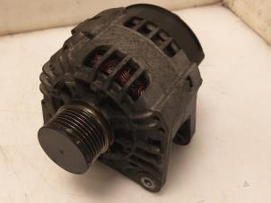 Gebruikte Dynamo Dacia Logan MCV (KS) 1.5 dCi Prijs € 75,00 Margeregeling aangeboden door Van Gils Automotive