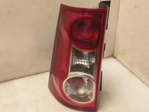 Gebruikte Achterlicht links Dacia Logan MCV (KS) 1.5 dCi Prijs € 45,00 Margeregeling aangeboden door Van Gils Automotive