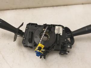 Gebruikte Combischakelaar Stuurkolom Dacia Logan MCV (KS) 1.5 dCi Prijs € 50,00 Margeregeling aangeboden door Van Gils Automotive