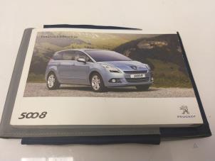 Gebruikte Instructie Boekje Peugeot 5008 I (0A/0E) 1.6 THP 16V Prijs € 54,00 Margeregeling aangeboden door Van Gils Automotive