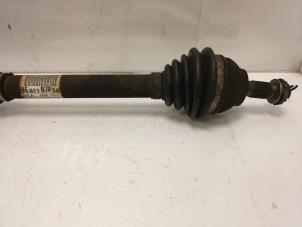 Gebruikte Cardanas rechts-voor (VWA) Peugeot 5008 I (0A/0E) 1.6 THP 16V Prijs € 54,00 Margeregeling aangeboden door Van Gils Automotive