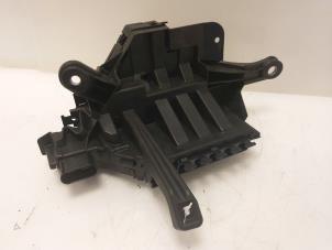 Gebruikte Zekeringkast Mercedes C Estate (S205) C-450 AMG Sport 3.0 V6 24V Turbo 4-Matic Prijs € 82,28 Inclusief btw aangeboden door Van Gils Automotive