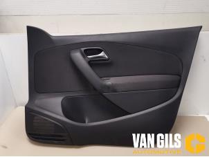 Gebruikte Portierbekleding 4Deurs rechts-voor Volkswagen Polo V (6R) 1.4 16V Prijs € 65,34 Inclusief btw aangeboden door Van Gils Automotive