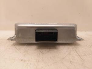 Gebruikte Spanning Stabilisator Mitsubishi Space Star (A0) 1.0 12V Prijs op aanvraag aangeboden door Van Gils Automotive