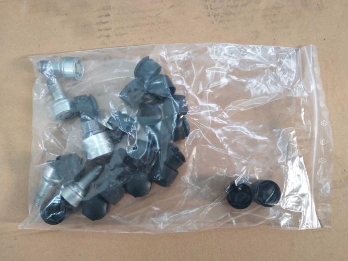 Wielbouten set Seat Ateca O176049 - foto 1