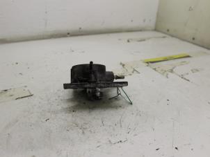 Gebruikte Videpomp (Diesel) Opel Astra G Caravan (F35) 2.0 Di 16V Prijs € 65,00 Margeregeling aangeboden door Van Gils Automotive