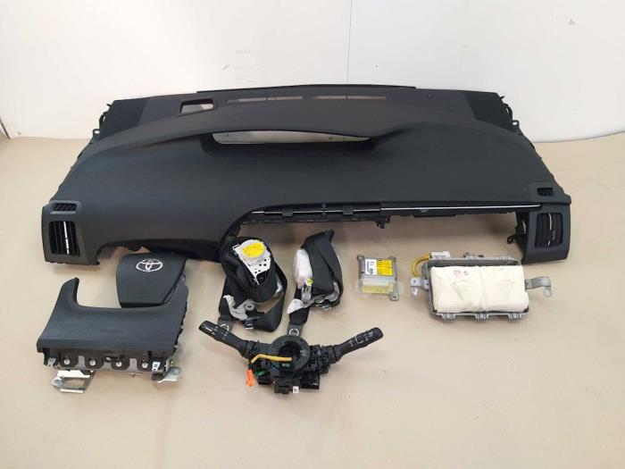 Airbag Set+Module van een Toyota Prius (ZVW3) 1.8 16V 2012