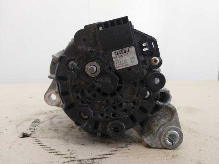Gebruikte Dynamo Iveco New Daily V 35C15/C15D/S15, 40/45/50/60/70C15 Prijs € 75,00 Margeregeling aangeboden door Van Gils Automotive