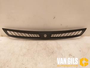 Gebruikte Dashboard deel Opel Astra K Sports Tourer 1.4 Turbo 16V Prijs € 32,00 Margeregeling aangeboden door Van Gils Automotive