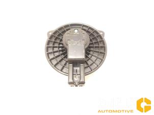 Gebruikte Kachel Ventilatiemotor Mazda CX-3 2.0 SkyActiv-G 120 Prijs € 66,00 Margeregeling aangeboden door Van Gils Automotive